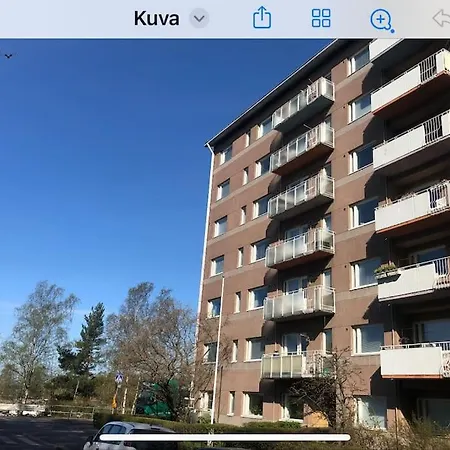 Kolmio Toeoeloen Rannassa Helsinki